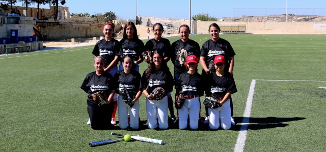 REDCOATS SOFTBALL EDGE OUT THEIR SQUAD MATES