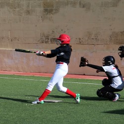 WALK-OFF WIN FOR THE REDCOATS