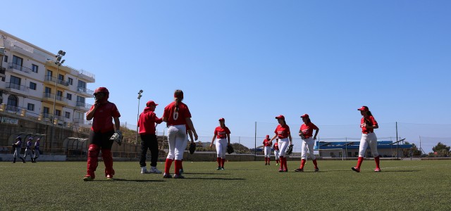 REDCOATS SEEK TO TAKE A 3-1 LEAD IN GAME 4