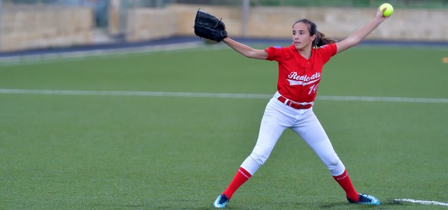 MONIQUE ATTARD SHINES IN REDCOATS WIN